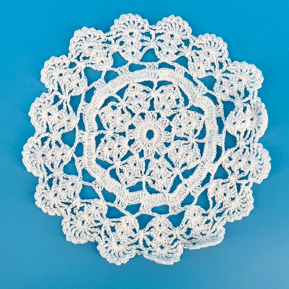 70s Crochet Doily Cottage 1970s Vintage